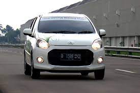 Mobil Baru April 2015 Daihatsu Ayla Airbag