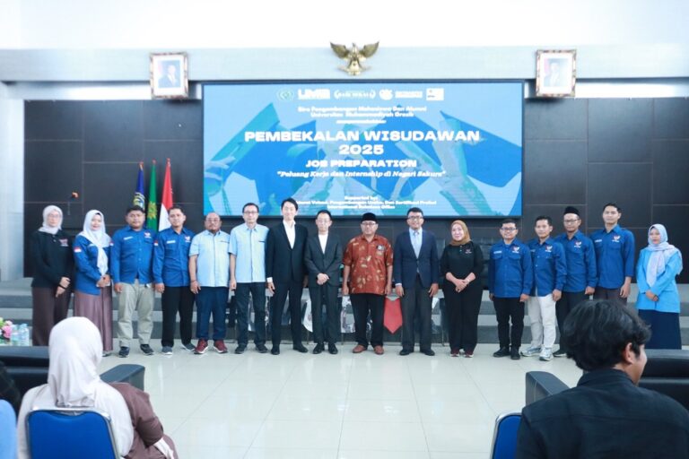 Pembekalan Wisuda Unmuh Gresik, Buka Peluang Kerja di Jepang