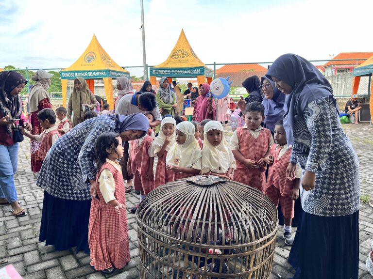 Pasar Kliwon Pongangan Resmi Dibuka, Dorong Ekonomi Lokal dan Pangkas Biaya Distribusi Warga