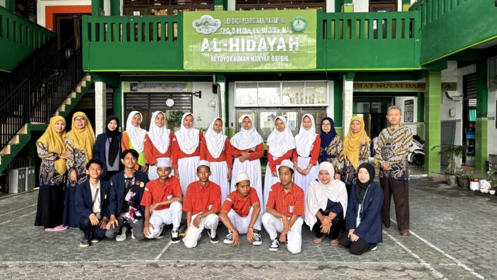 Mahasiswa Universitas Trunodjoyo Madura Gencarkan Edukasi Sekolah di Desa Betoyokauman 1 KKN Mahasiswa Universitas Trunojoyo