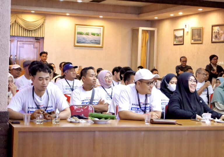 Gebrakan Investasi Gresik 2026: Sambut Pengusaha Nasional dengan Sego Krawu dan Komitmen 'Izin Anti-Hambat'