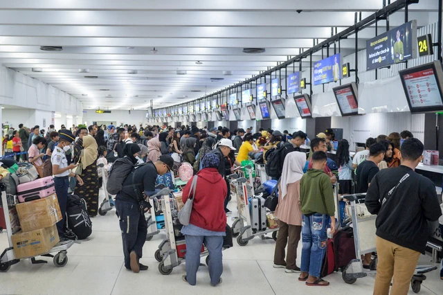 Kabar Gembira Libur Nataru! Harga Tiket Pesawat Resmi Turun Hingga 12 Persen, Ini Rincian Syarat dan Tanggal Pembeliannya